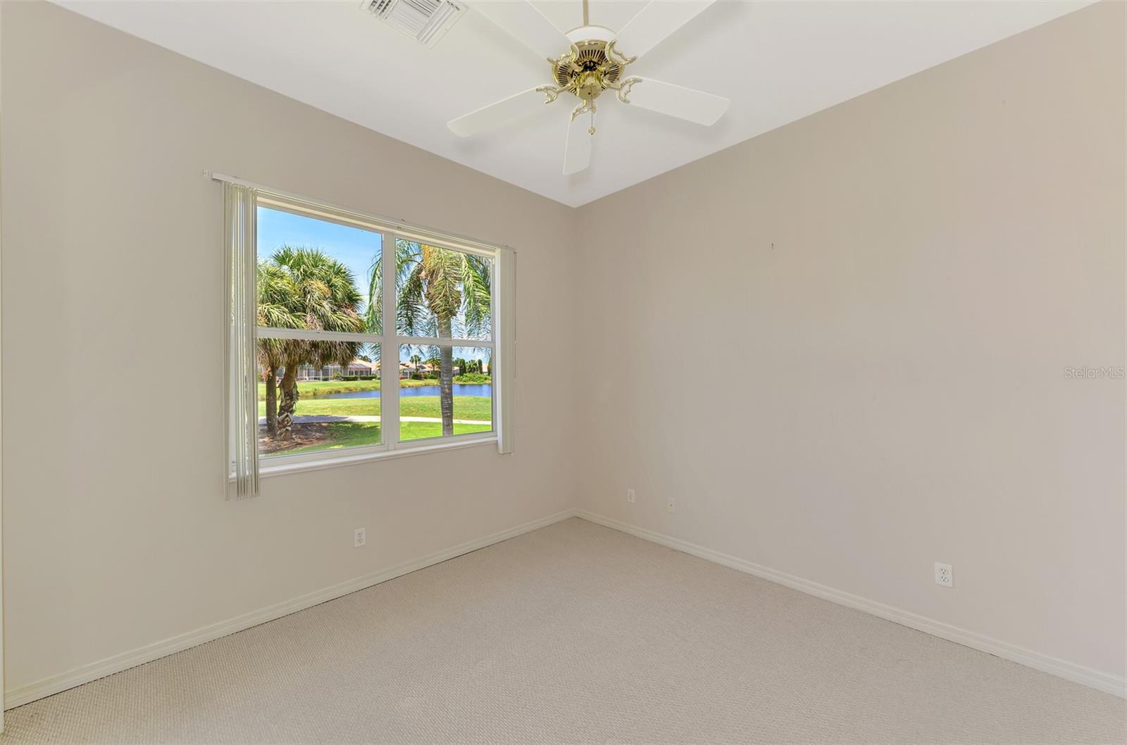 Image 36 of 62 For 7095 Lake Drive