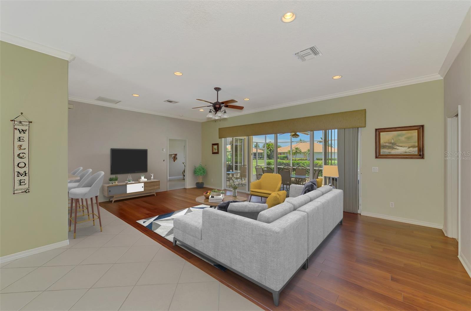 Image 8 of 62 For 7095 Lake Drive