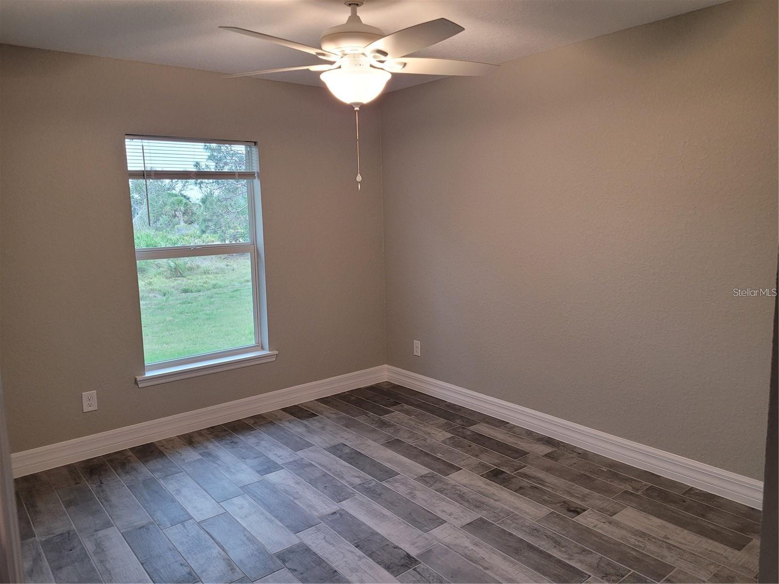 Image 20 of 31 For 1 Davit Court