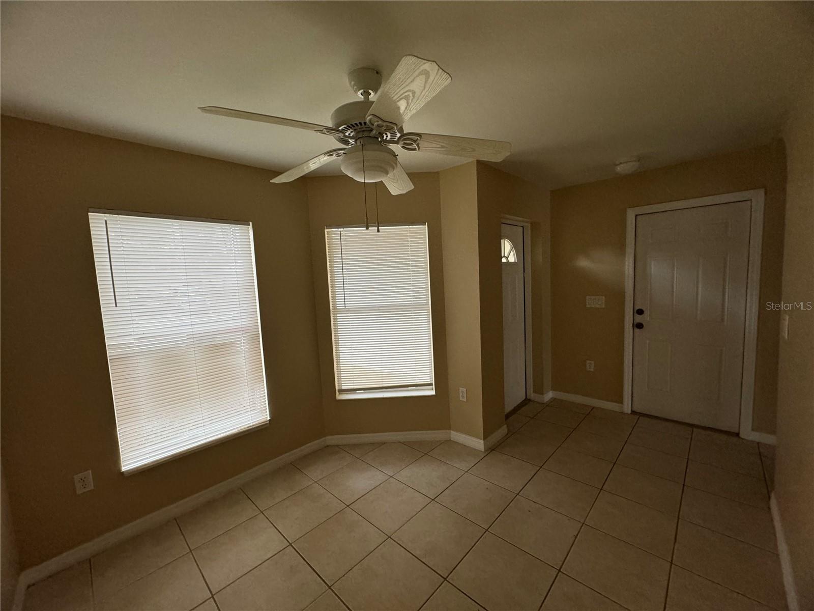 Image 2 of 17 For 2110 Redmond Street