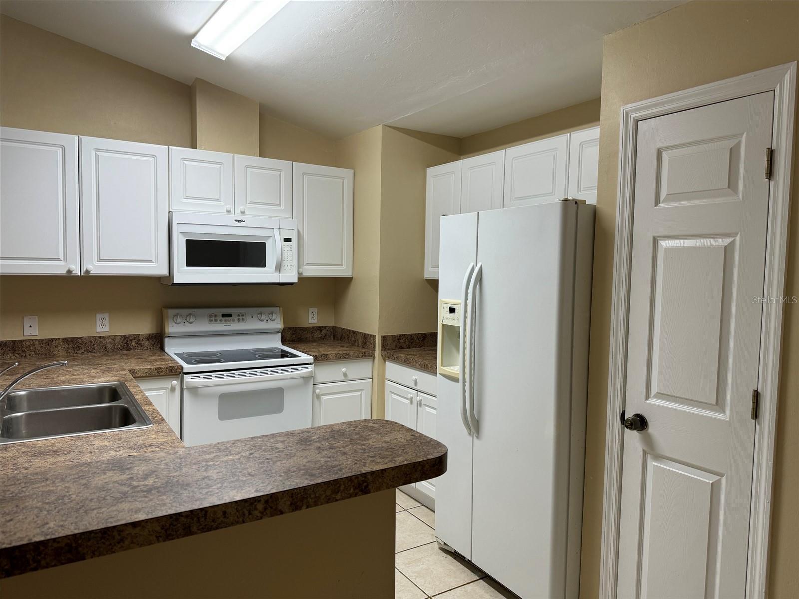 Image 4 of 17 For 2110 Redmond Street