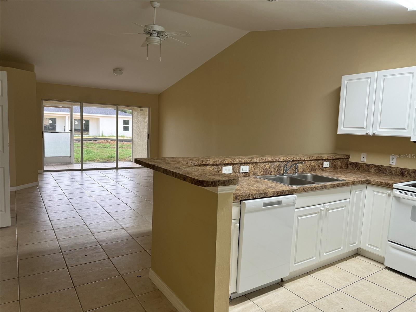 Image 6 of 17 For 2110 Redmond Street