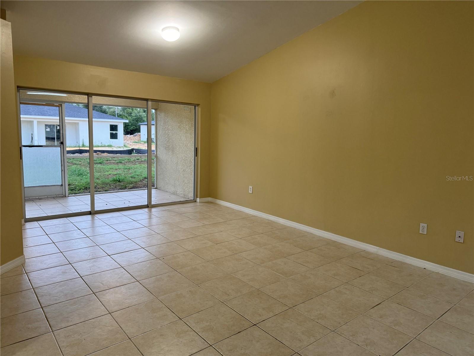 Image 7 of 17 For 2110 Redmond Street