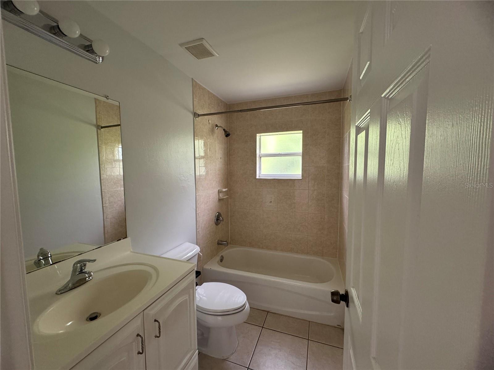 Image 15 of 18 For 2112 Redmond Street