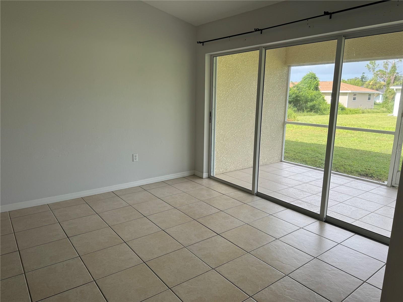 Image 16 of 18 For 2112 Redmond Street