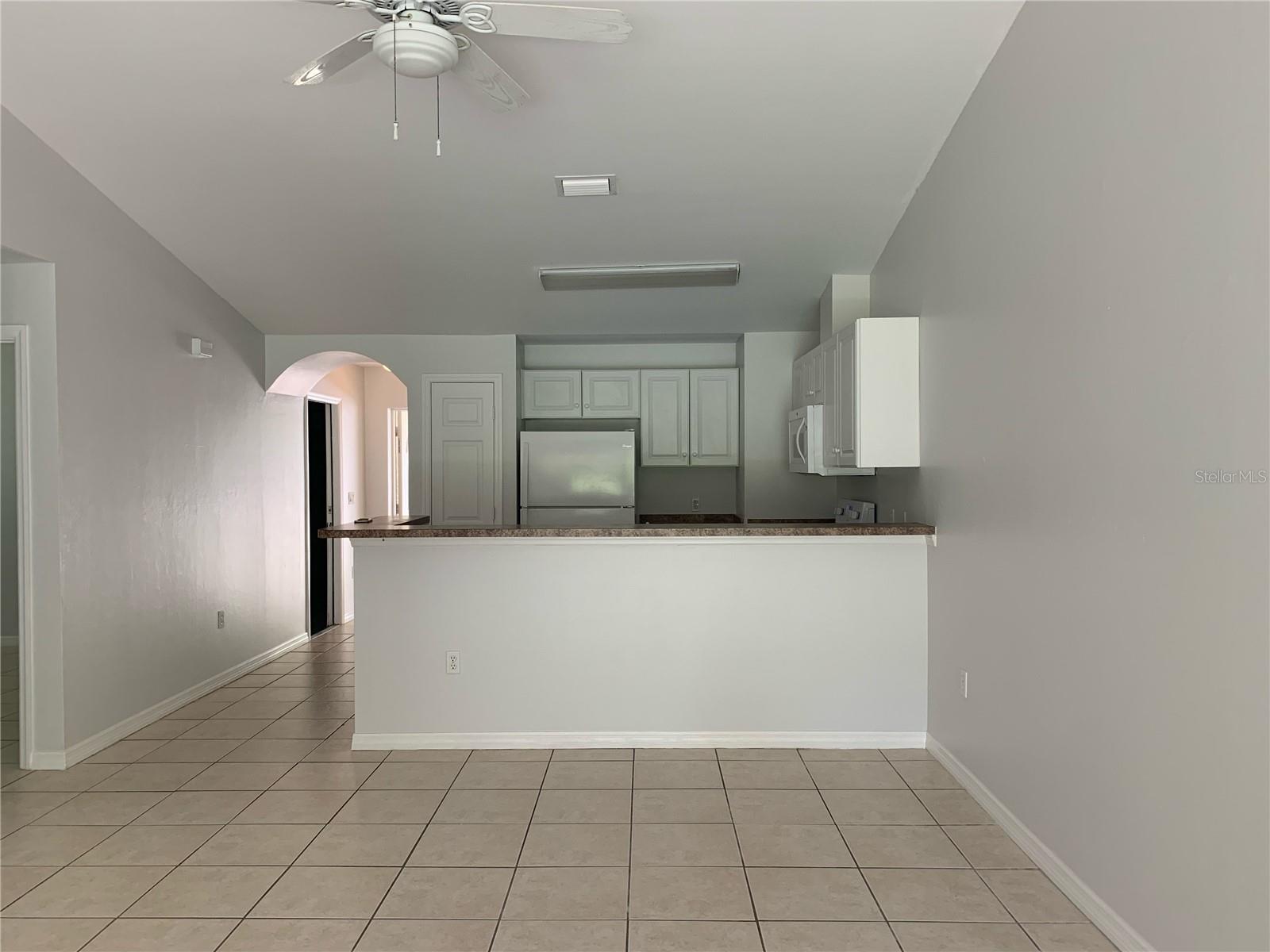 Image 6 of 18 For 2112 Redmond Street