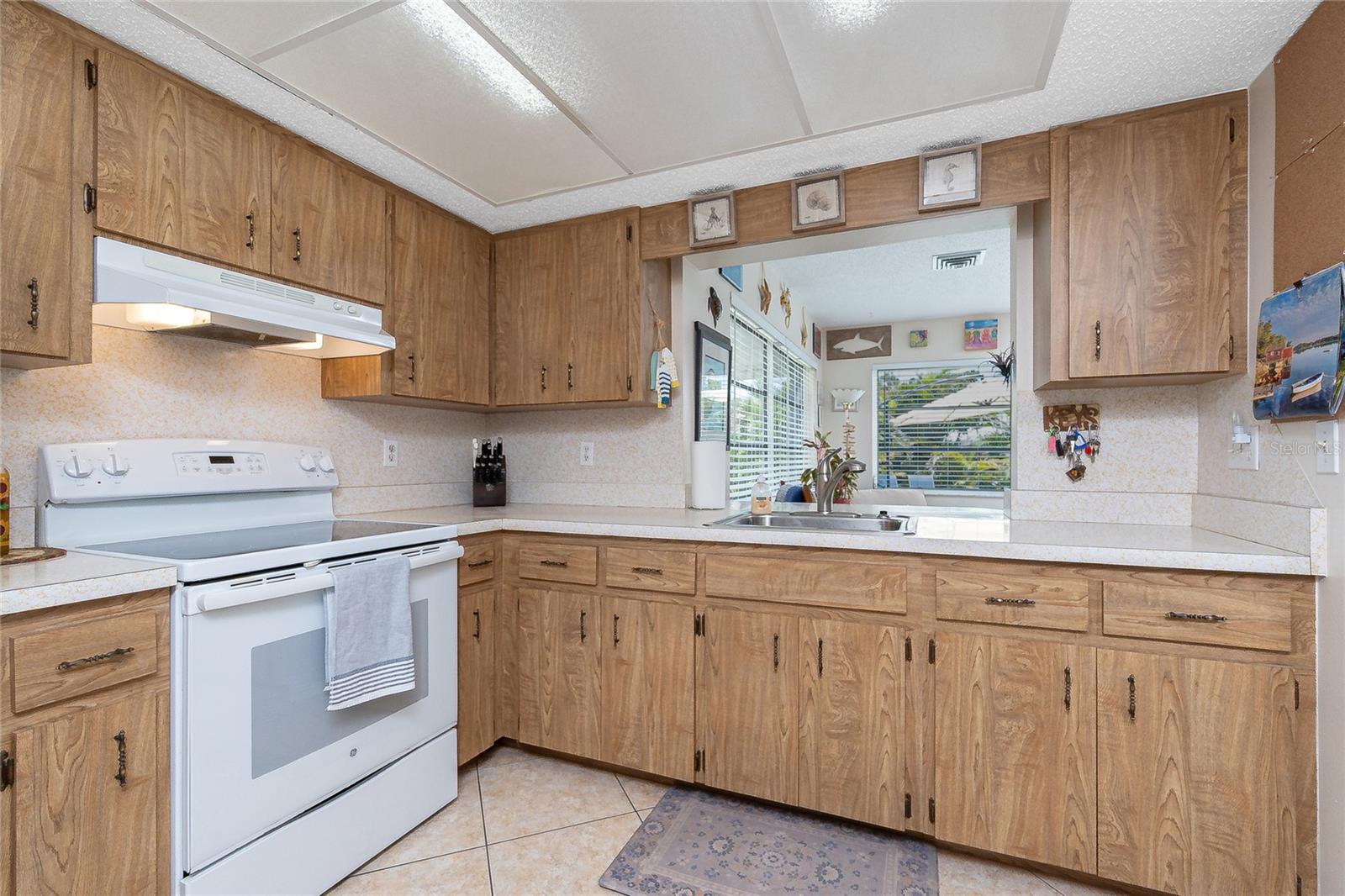 Image 12 of 52 For 2490 10th Street