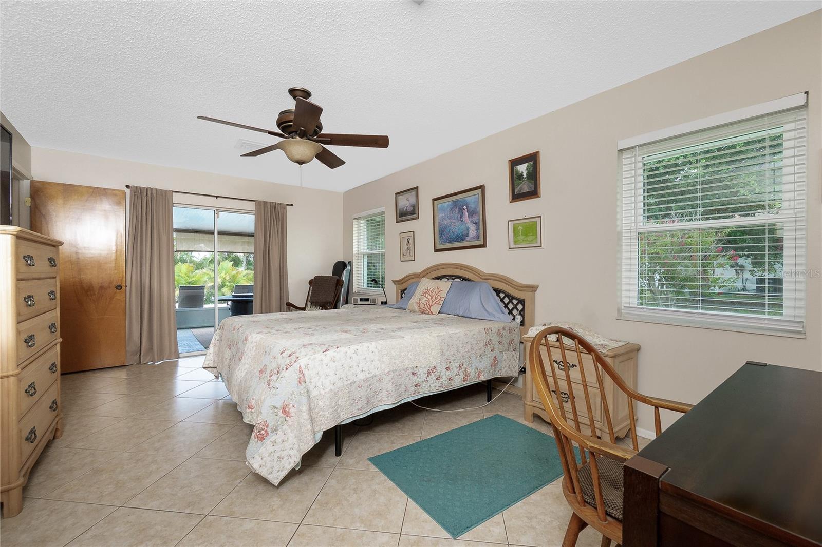 Image 14 of 52 For 2490 10th Street