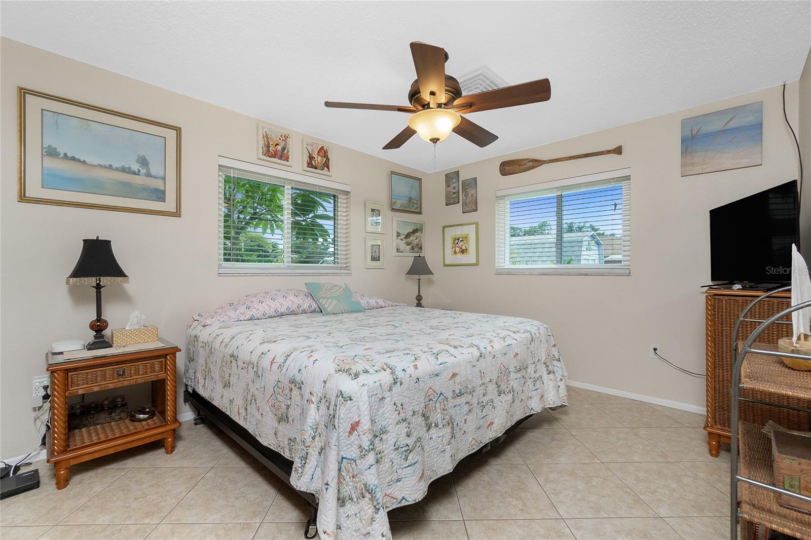 Image 18 of 52 For 2490 10th Street