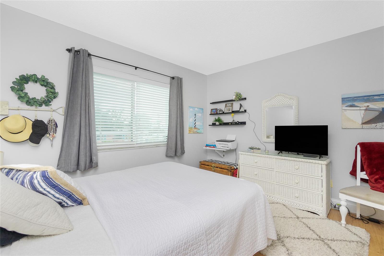 Image 10 of 21 For 1285 Gulf Boulevard 4