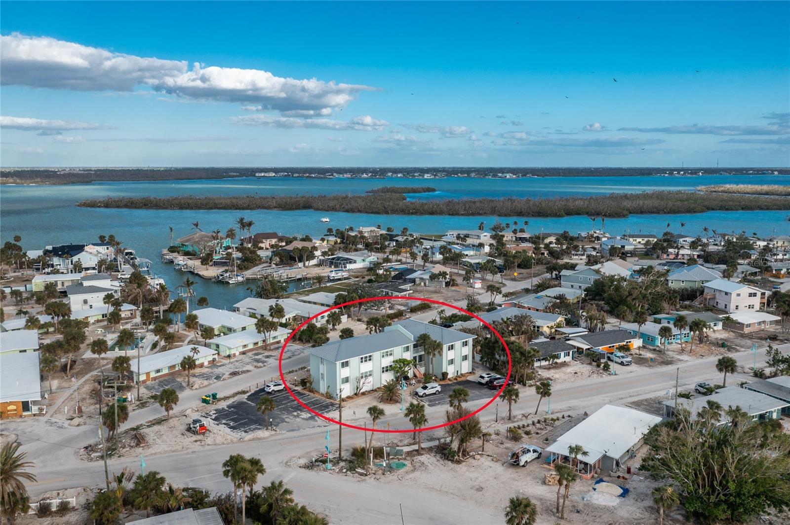 Image 19 of 21 For 1285 Gulf Boulevard 4