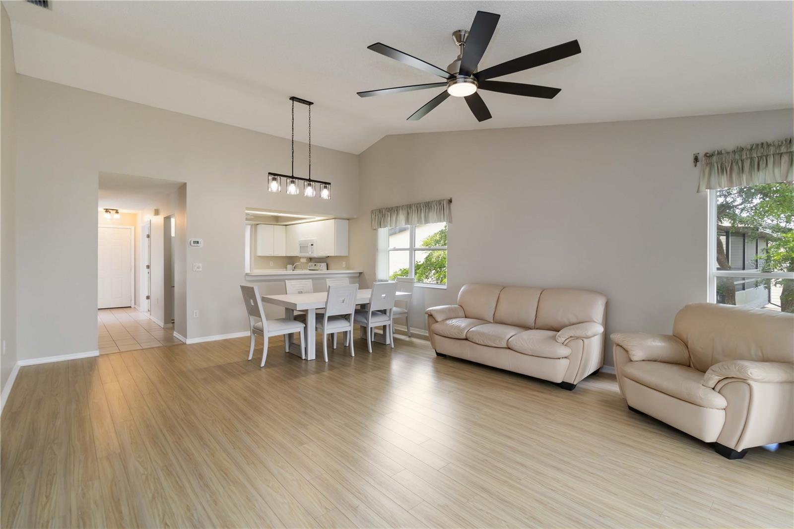 Image 12 of 46 For 880 Bird Bay Drive W 201