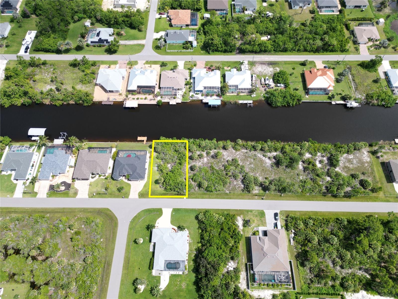 Image 11 of 12 For 15120 Hennipen Circle