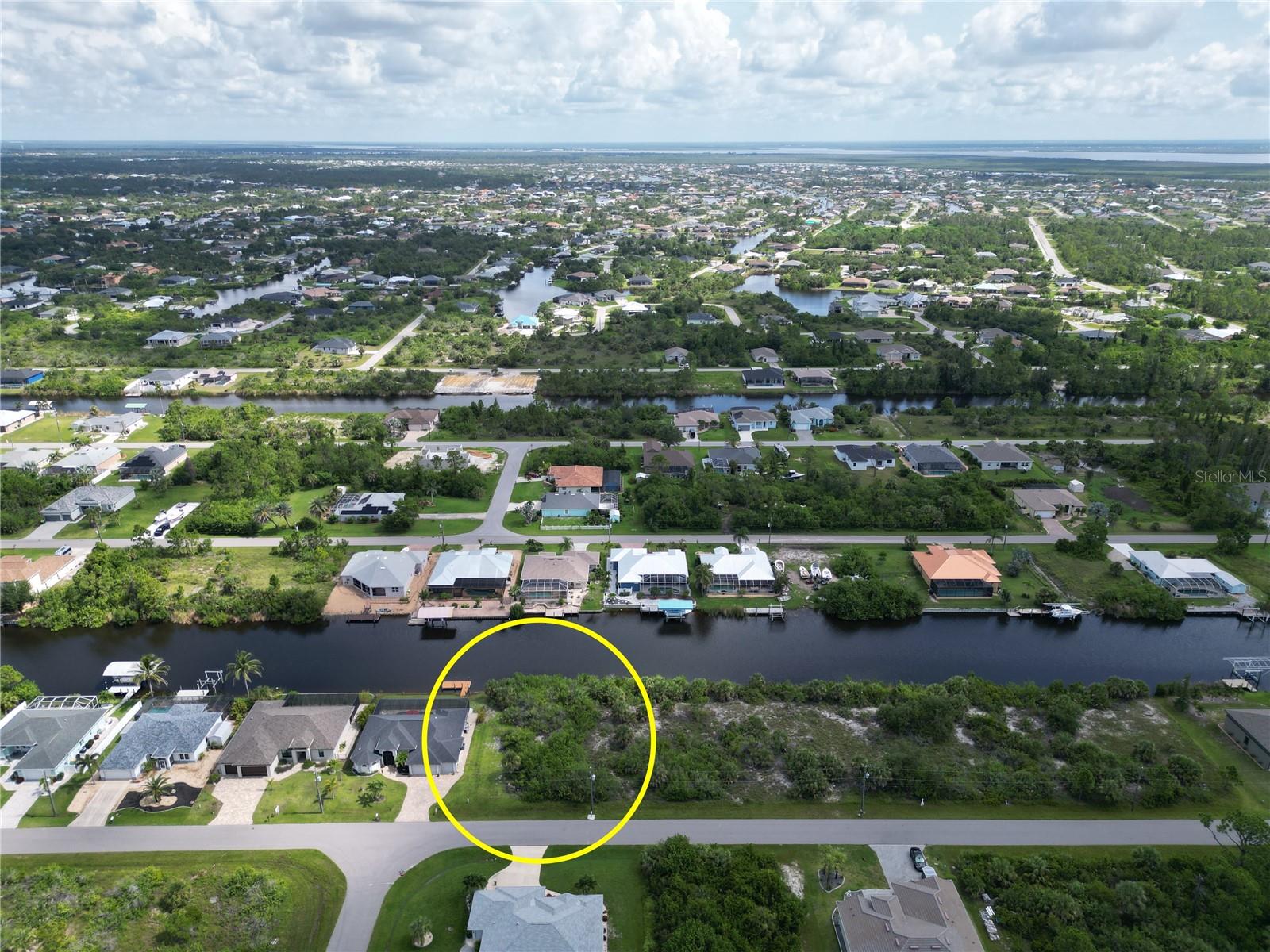 Image 3 of 12 For 15120 Hennipen Circle