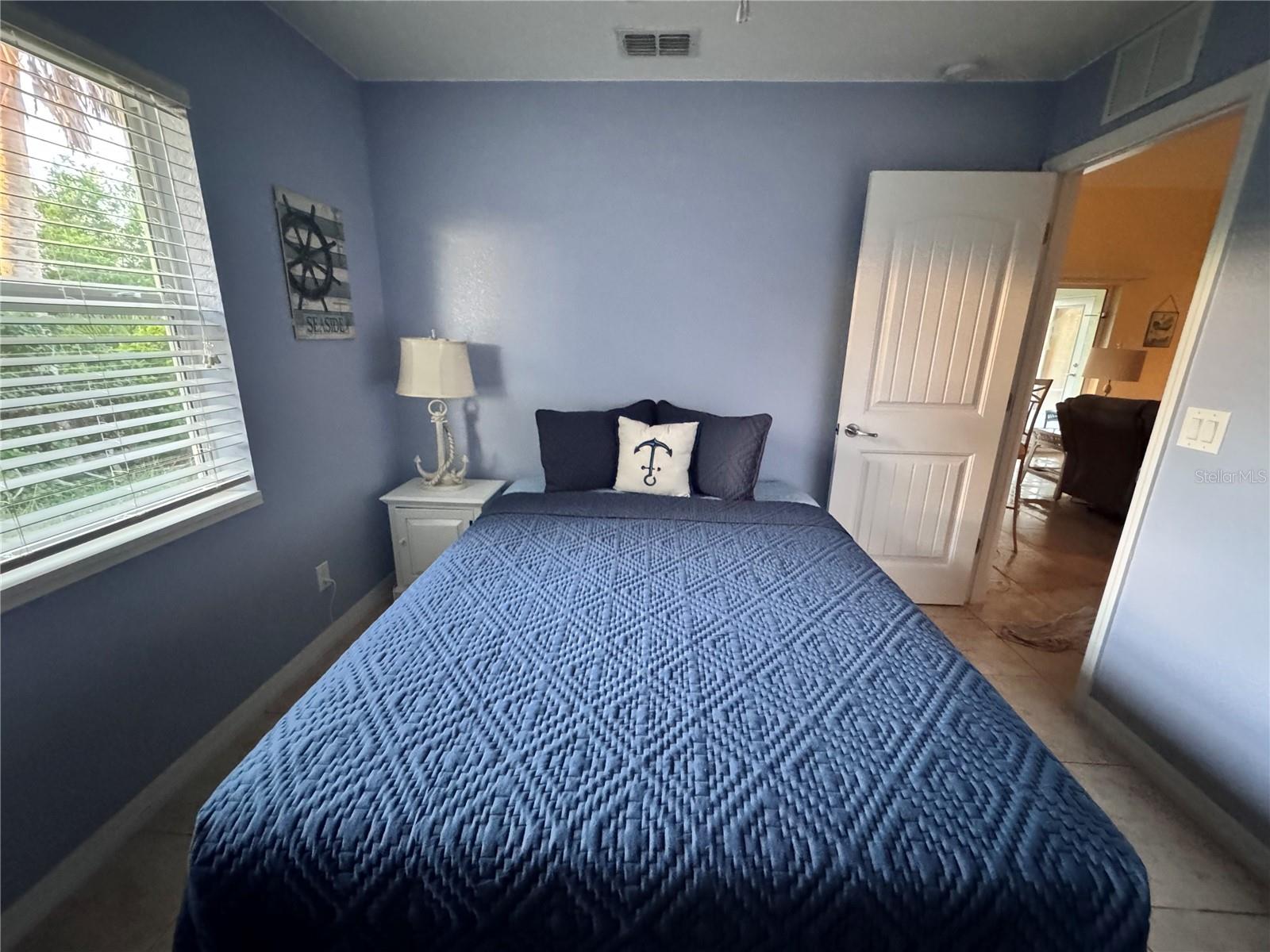 Image 5 of 24 For 208 Jennifer Drive