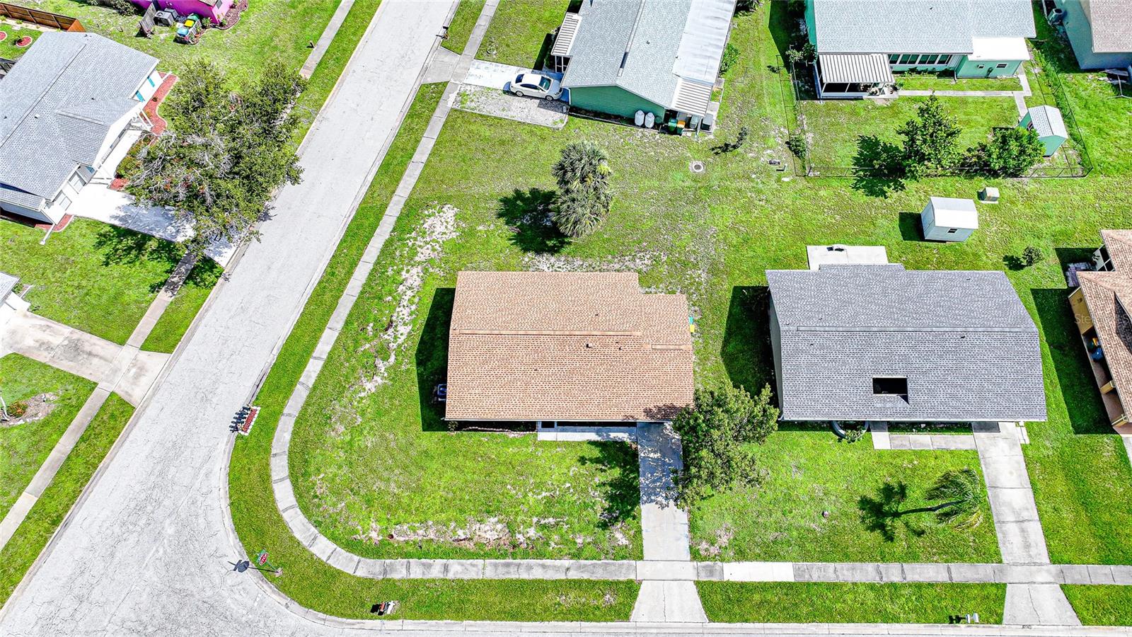 Image 10 of 41 For 13476 Newport Avenue