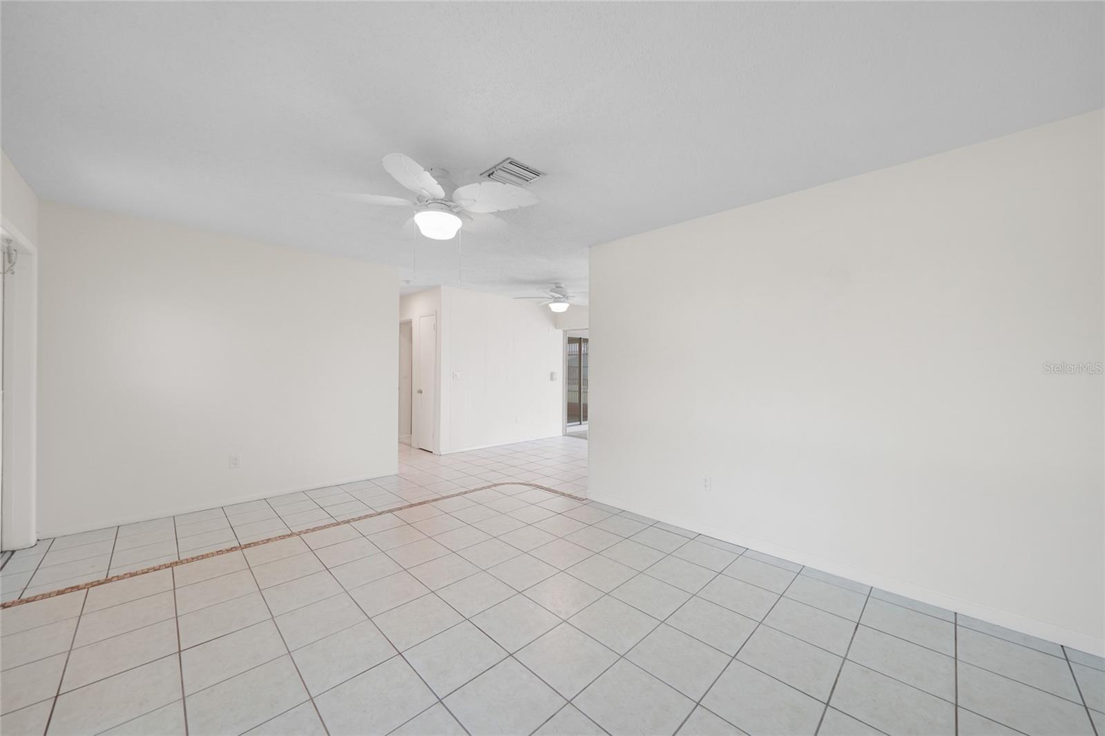 Image 33 of 41 For 13476 Newport Avenue