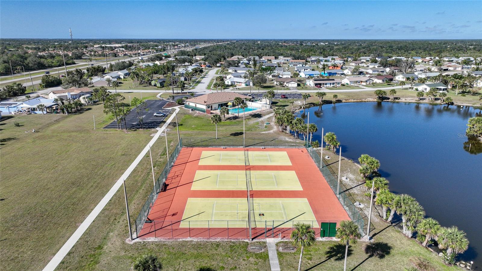 Image 40 of 41 For 13476 Newport Avenue