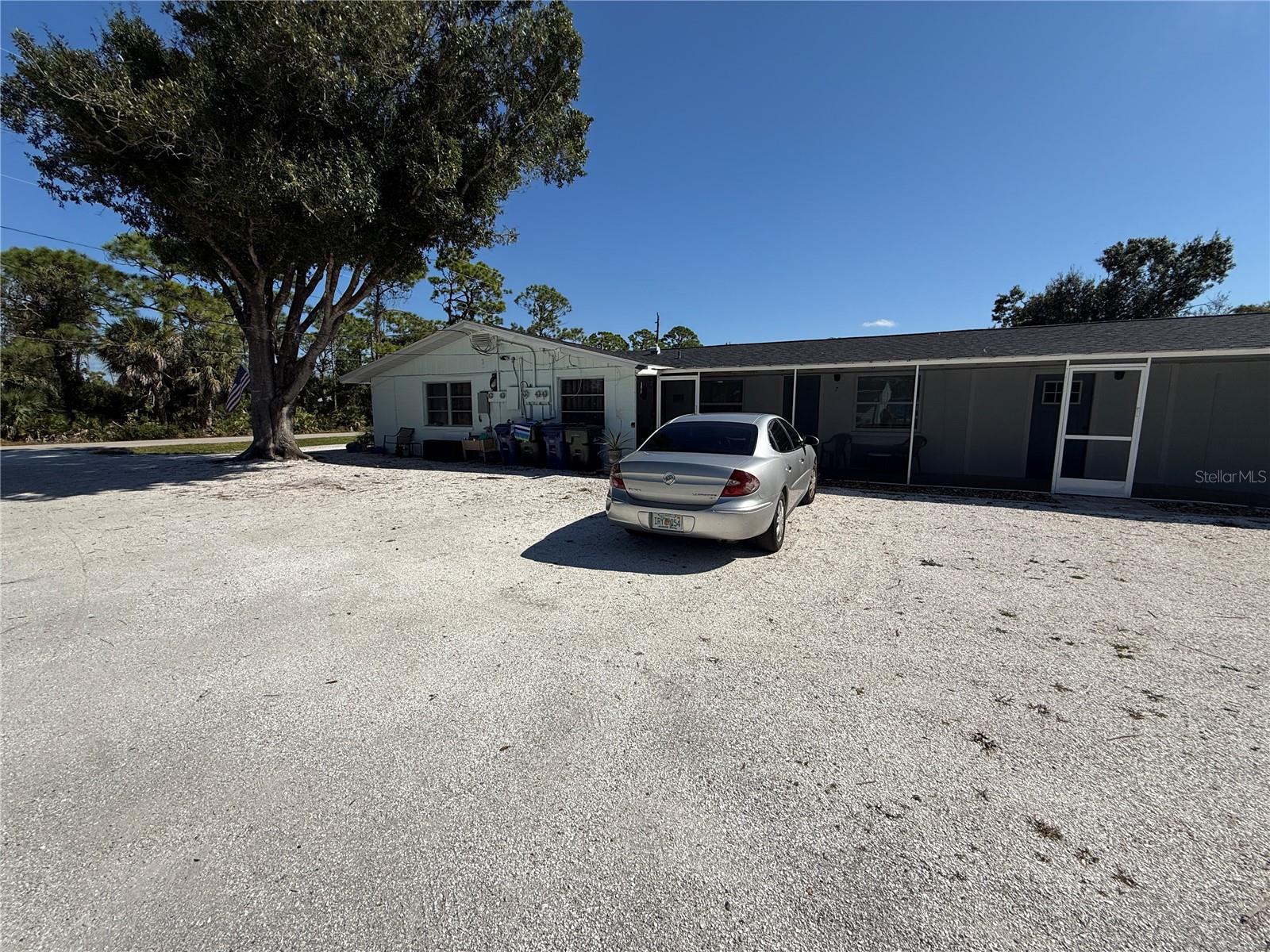 Image 14 of 14 For 533 Stewart Street