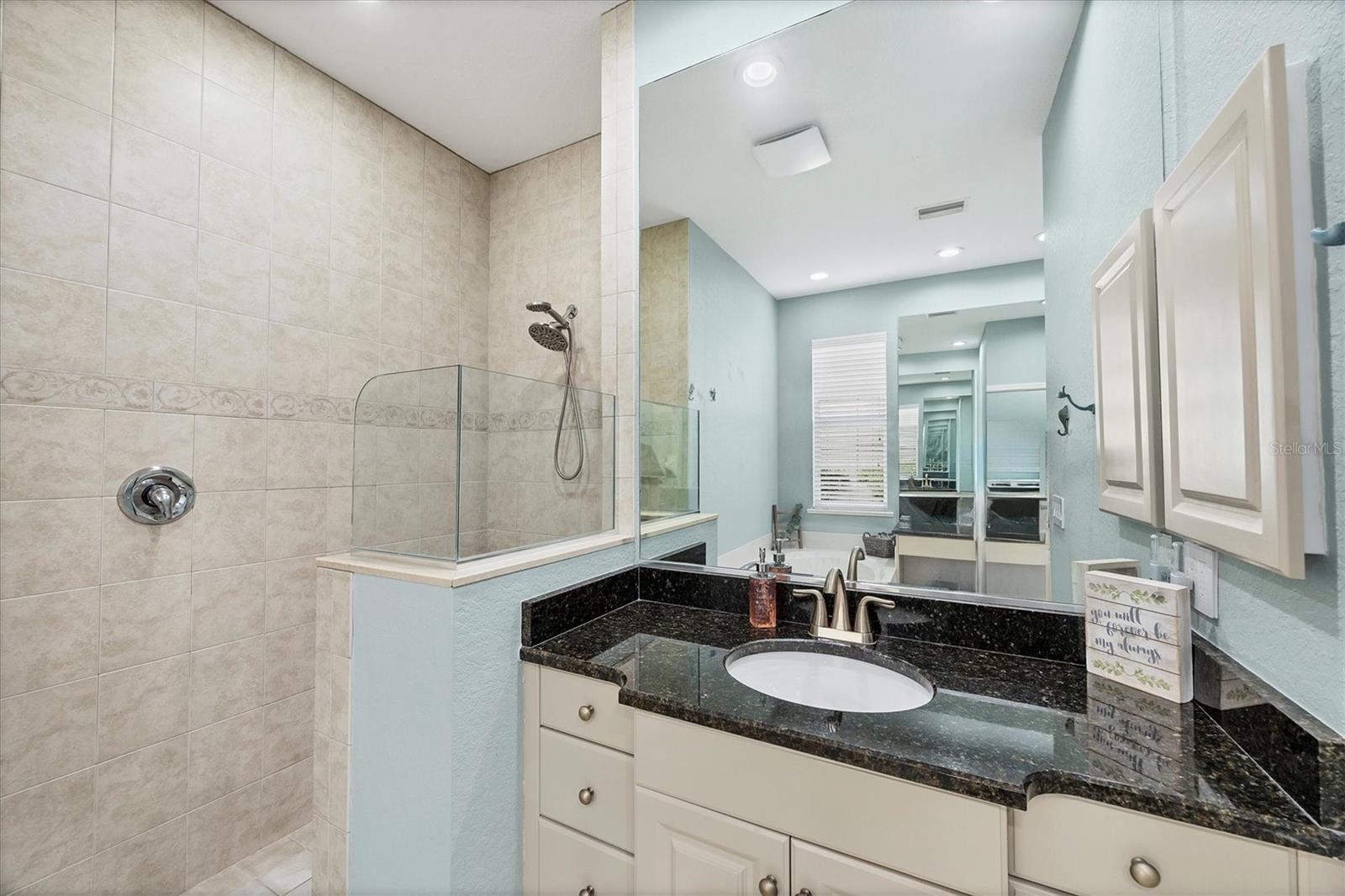 Image 21 of 42 For 15384 Mille Fiore Boulevard