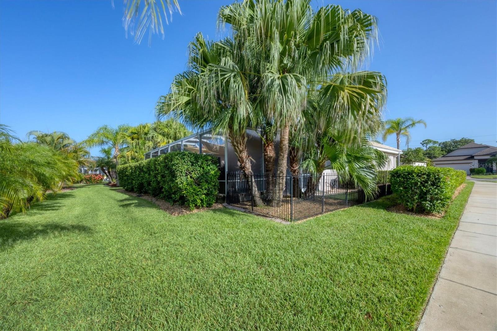 Image 31 of 42 For 15384 Mille Fiore Boulevard