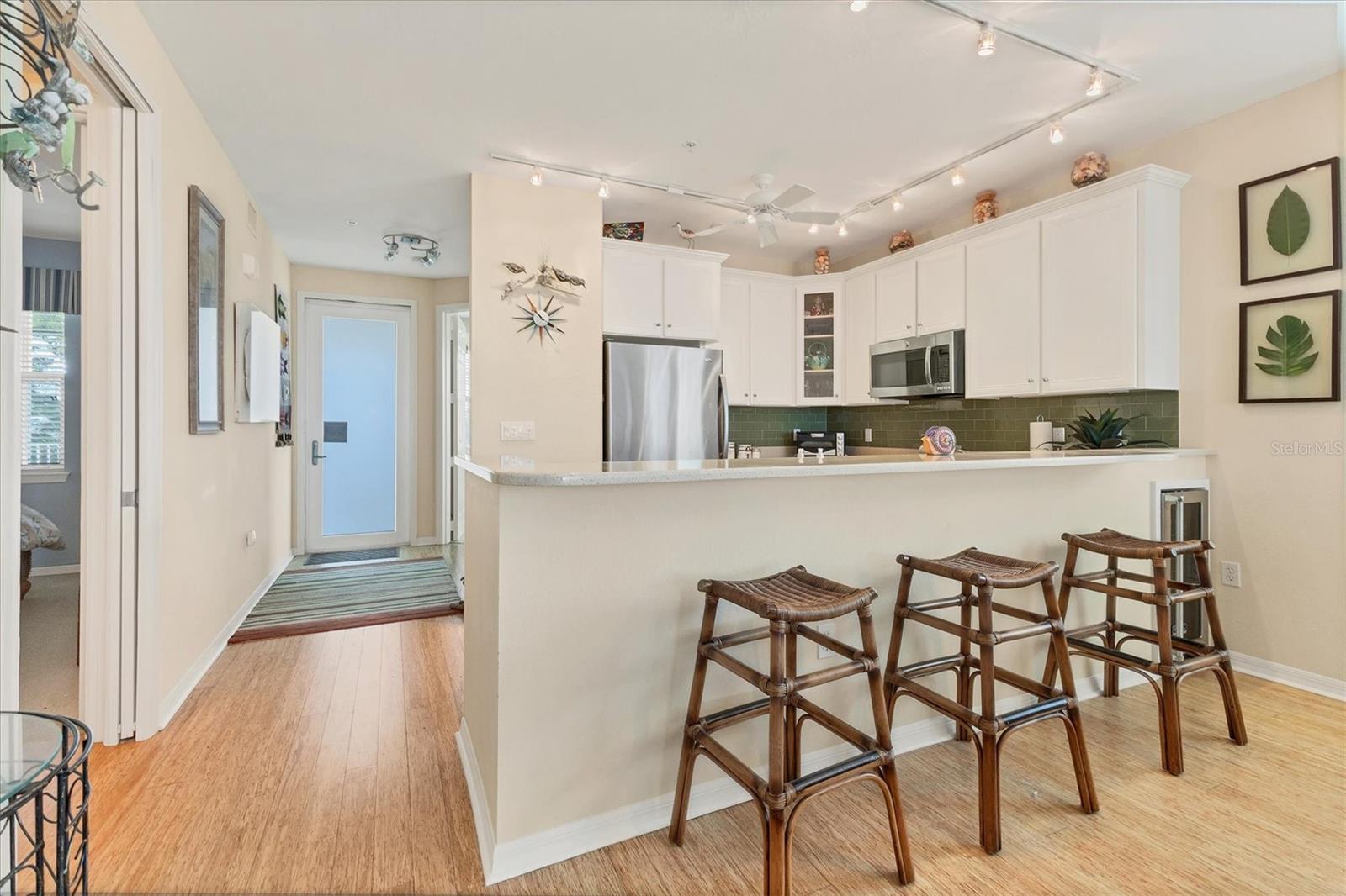 Image 13 of 36 For 7434 Palm Island Drive 3811