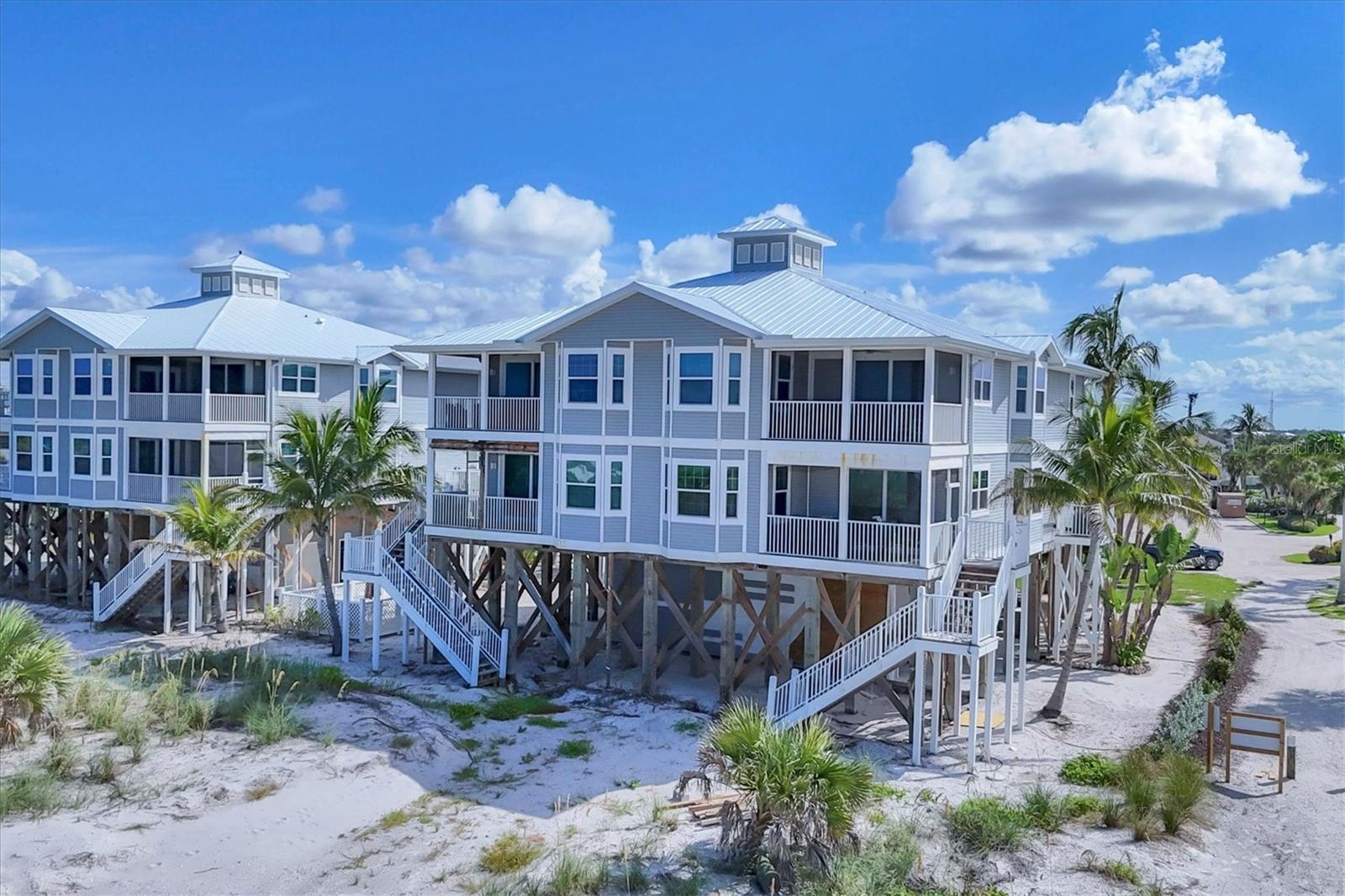 Image 28 of 36 For 7434 Palm Island Drive 3811