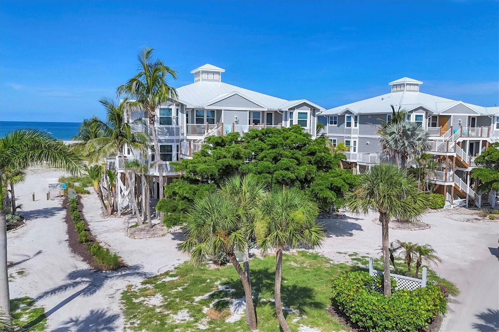 Image 6 of 36 For 7434 Palm Island Drive 3811
