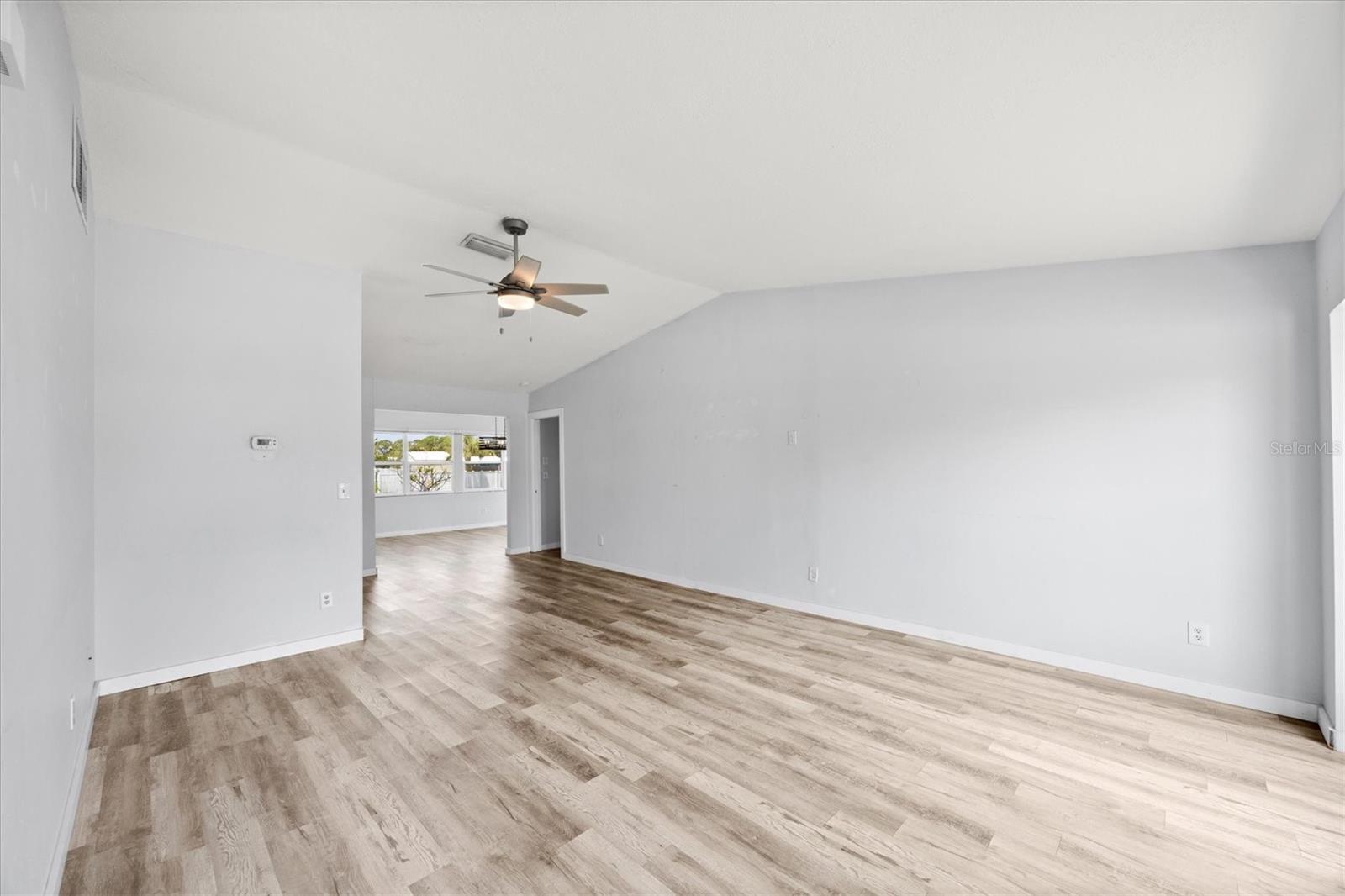 Image 4 of 38 For 2620 12th Street