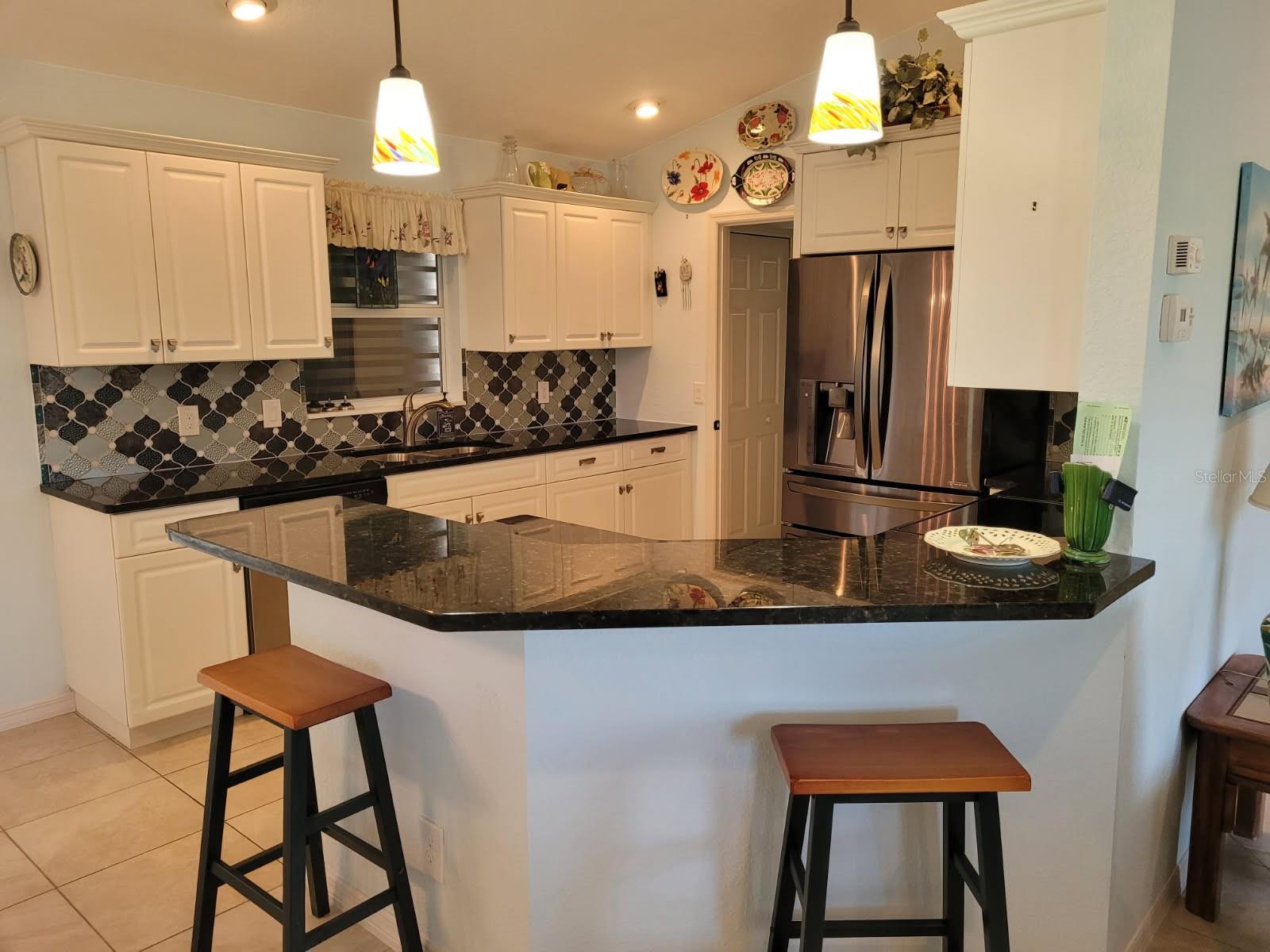 Image 11 of 39 For 9108 Prospect Avenue