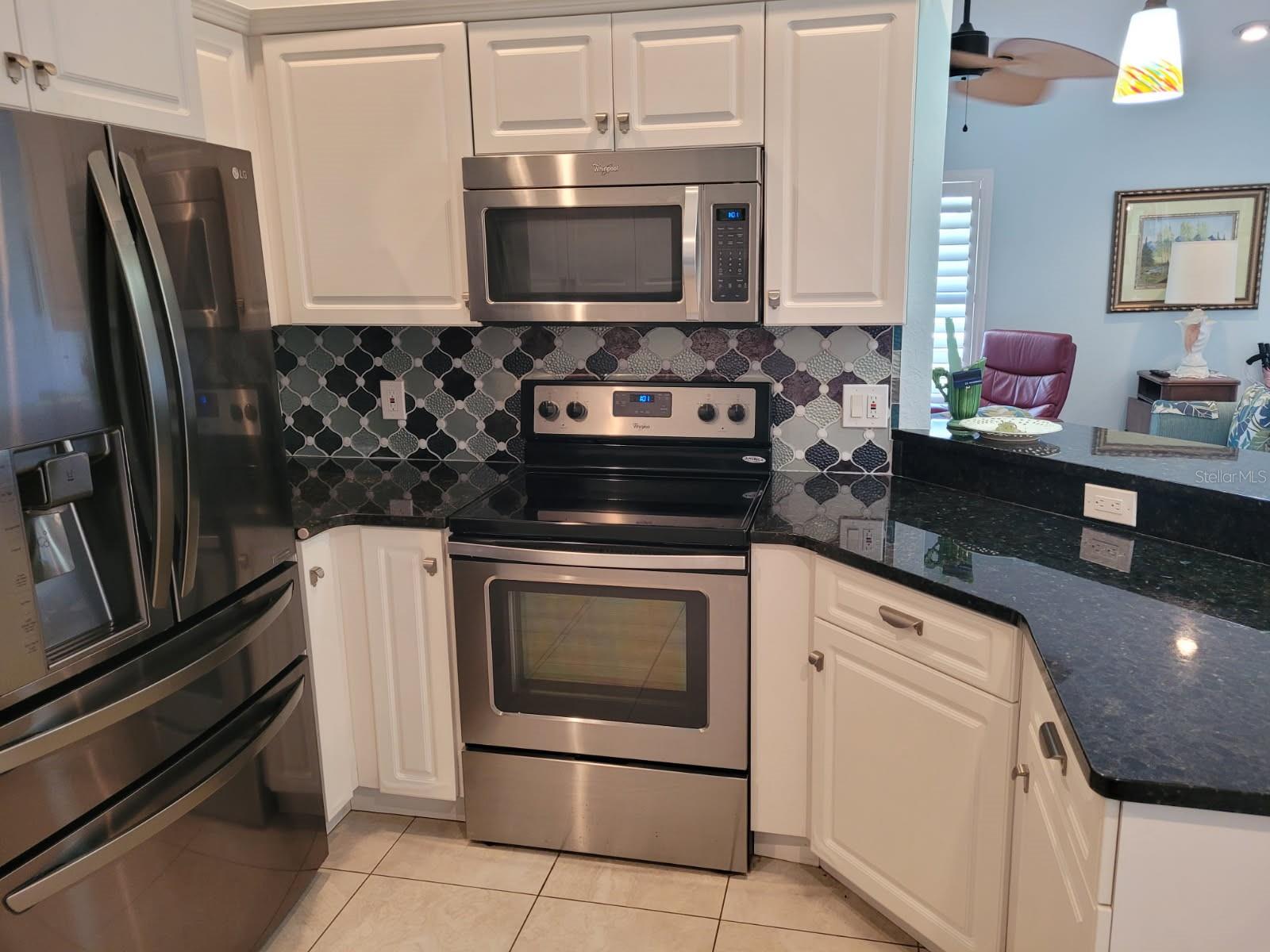 Image 12 of 39 For 9108 Prospect Avenue