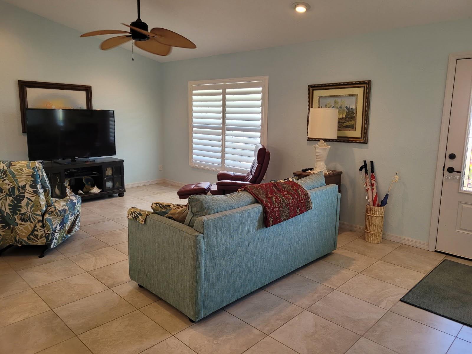 Image 3 of 39 For 9108 Prospect Avenue