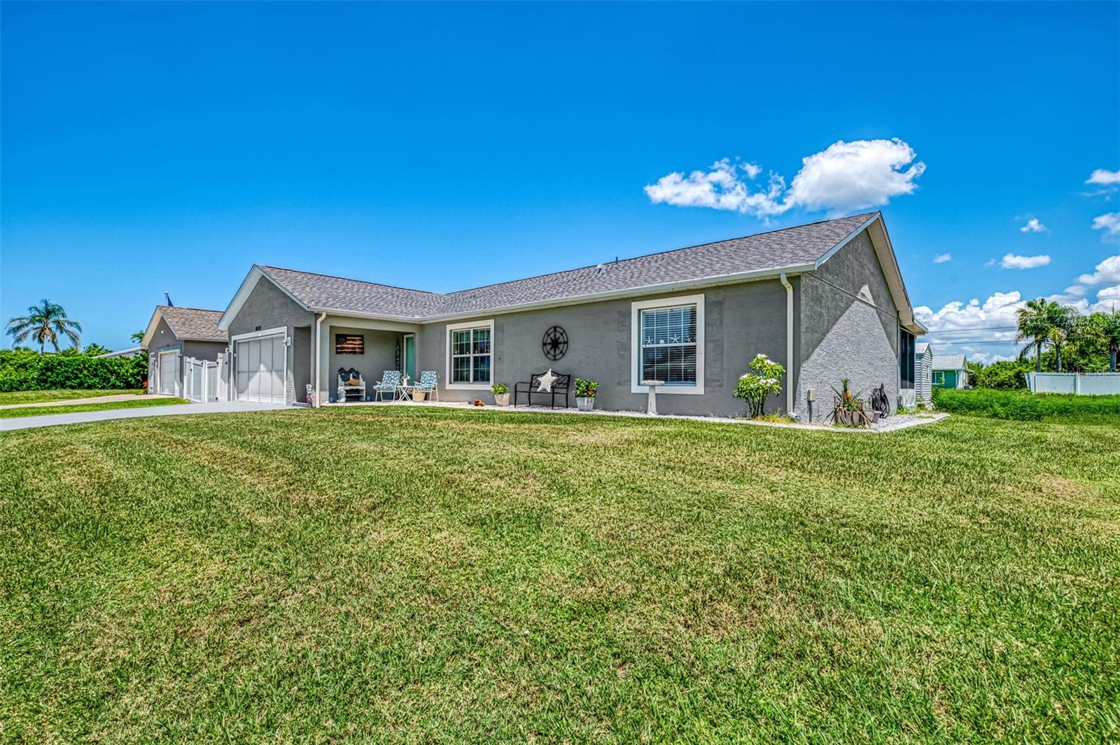 Image 2 of 37 For 10502 Deerwood Avenue