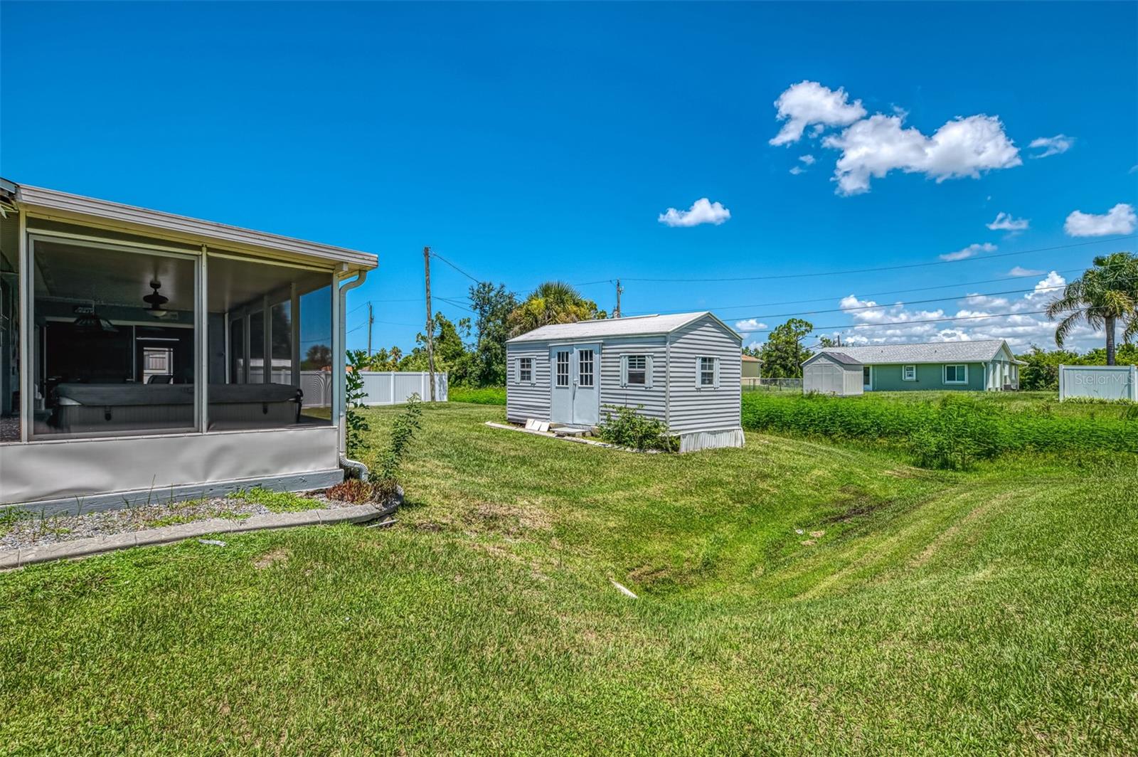 Image 34 of 37 For 10502 Deerwood Avenue