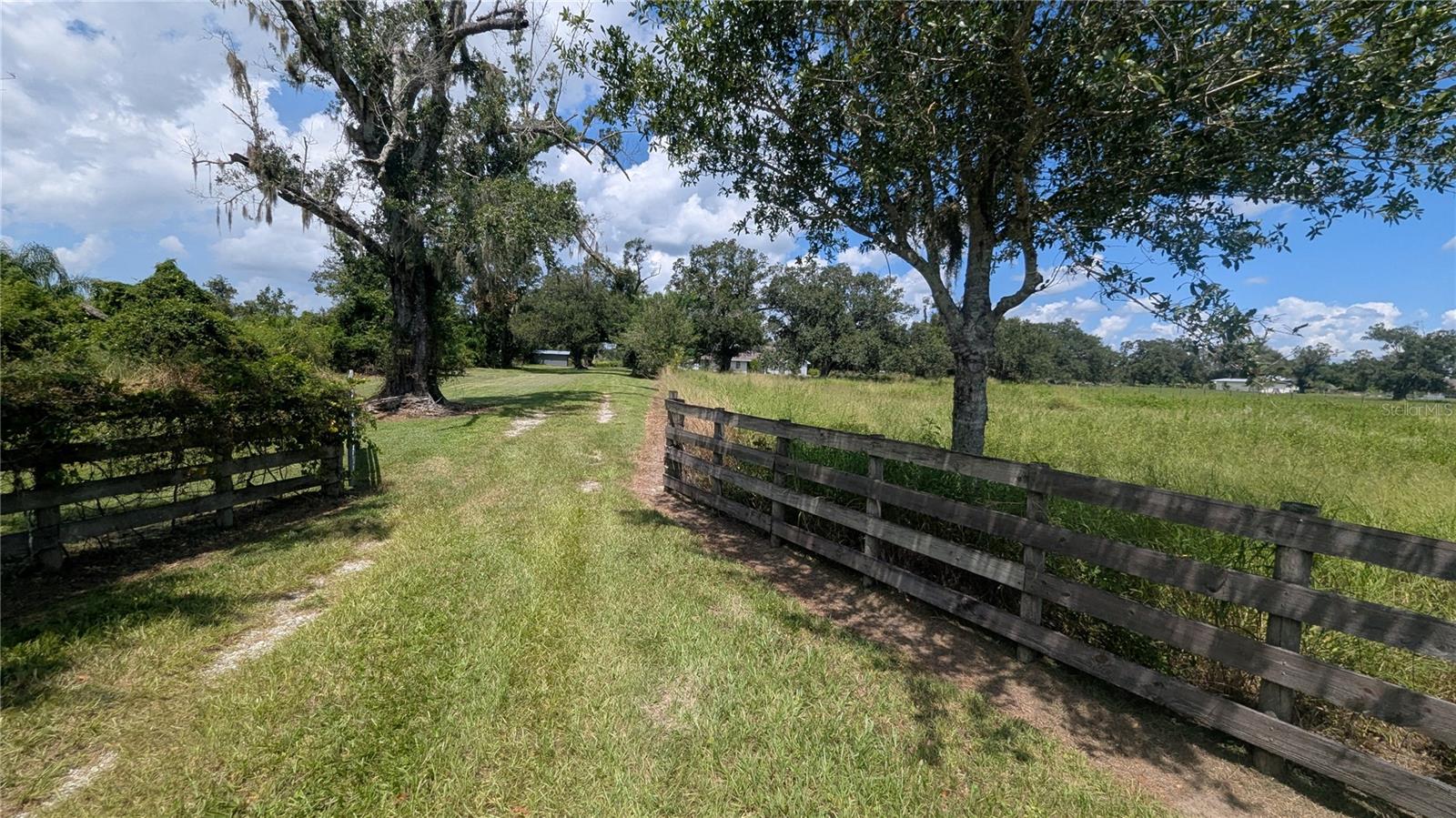 Image 3 of 7 For 3193 County Road 661