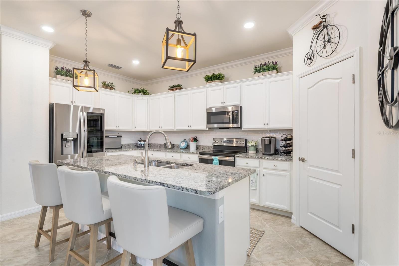 Image 12 of 64 For 15153 Spanish Point Drive