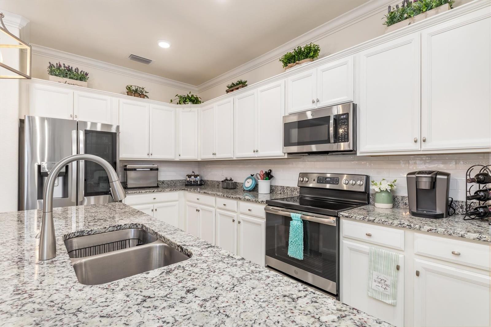 Image 13 of 64 For 15153 Spanish Point Drive