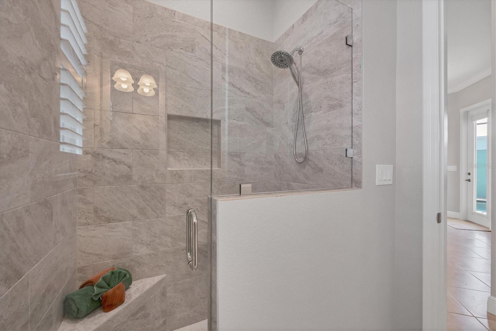 Image 16 of 24 For 10439 Coquina Court