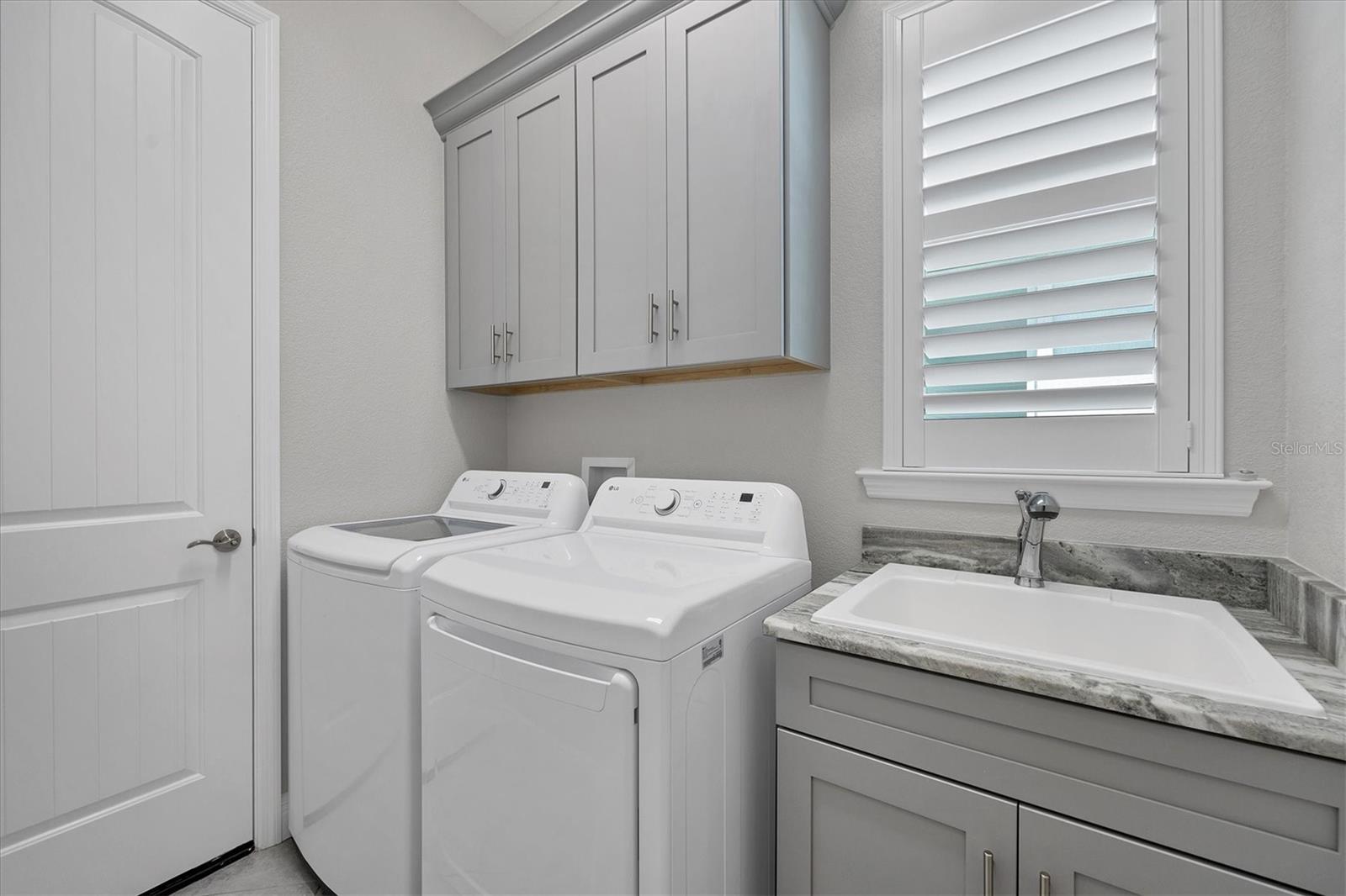 Image 17 of 24 For 10439 Coquina Court
