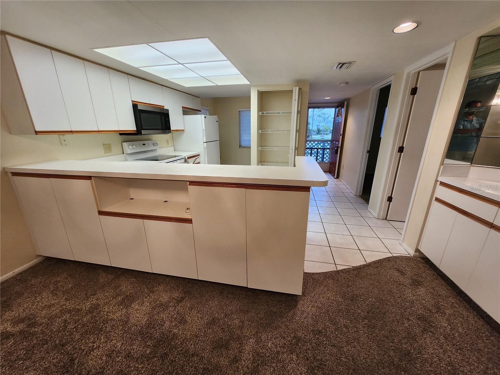 Image 3 of 6 For 6800 Placida Road 1004