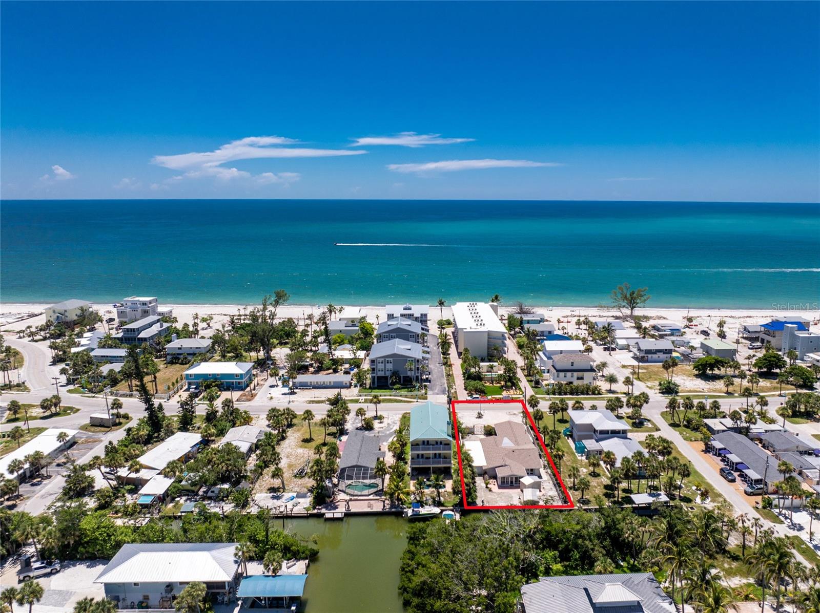 Image 10 of 40 For 1475 Gulf Boulevard