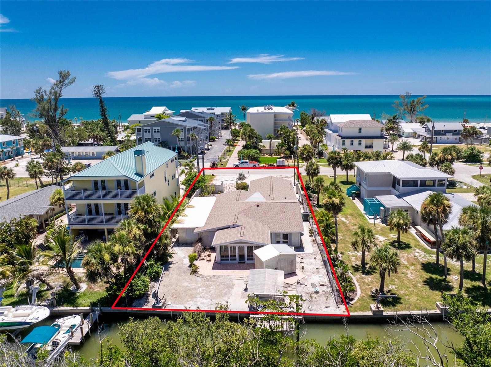 Image 18 of 40 For 1475 Gulf Boulevard