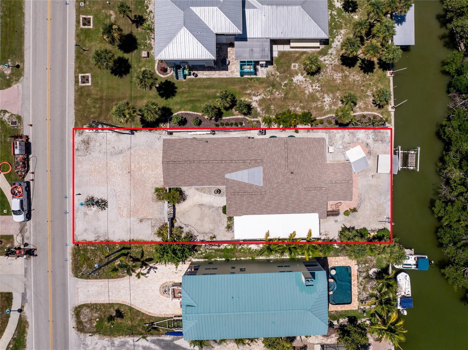 Image 20 of 40 For 1475 Gulf Boulevard