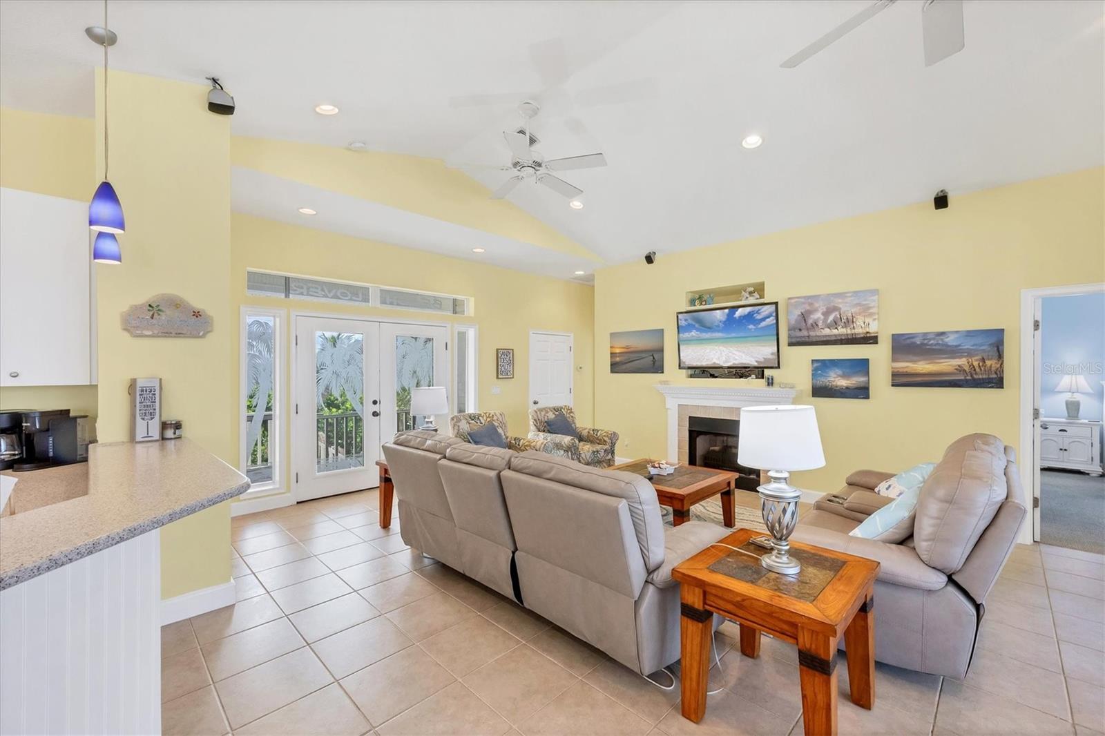 Image 6 of 48 For 161 Gulf Boulevard