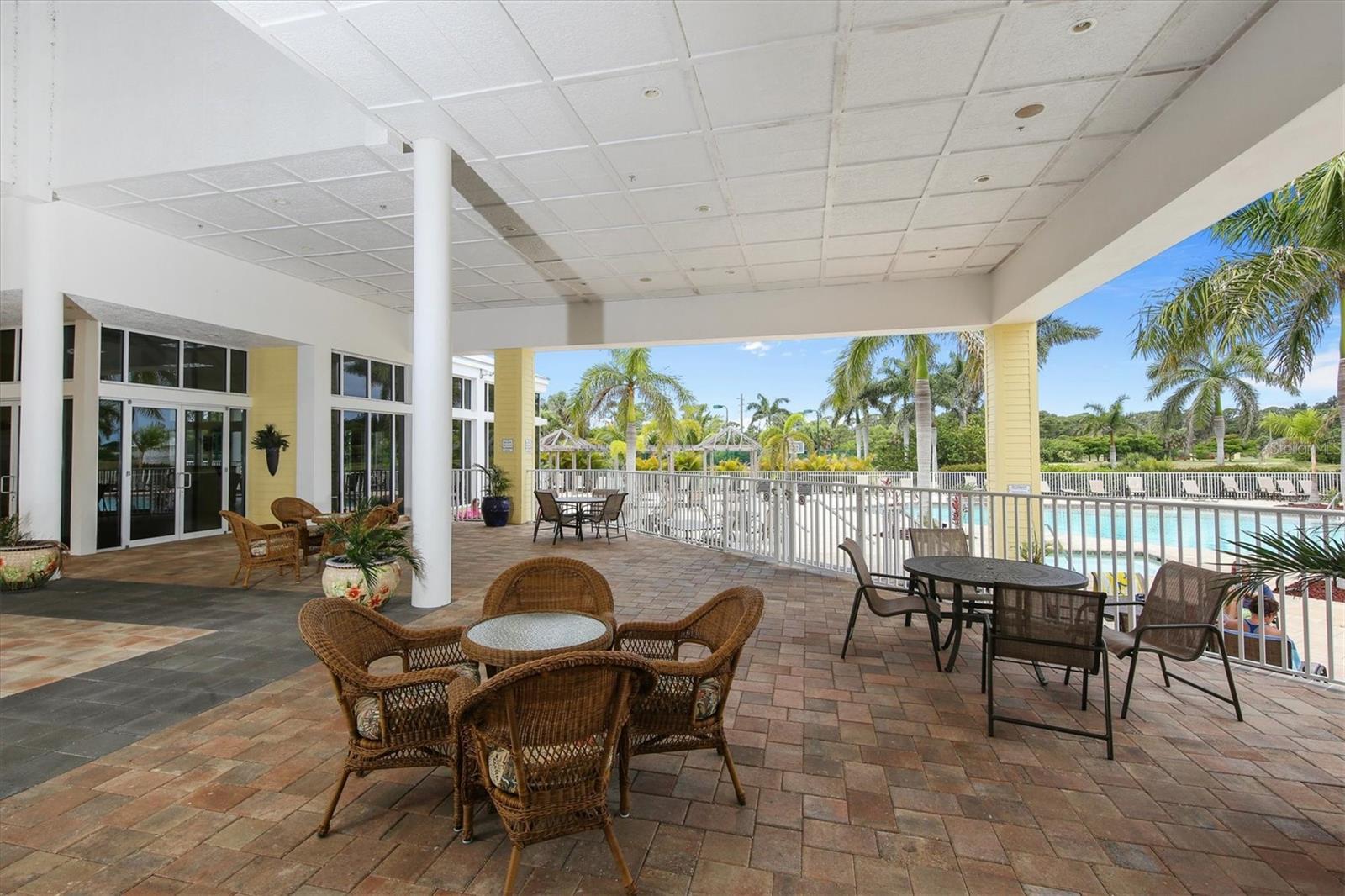 Image 18 of 19 For 8411 Placida Road 301