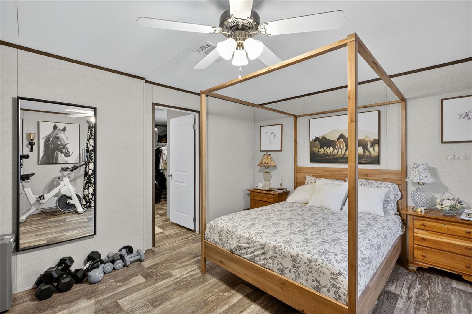 Image 21 of 29 For 6235 Sweden Boulevard