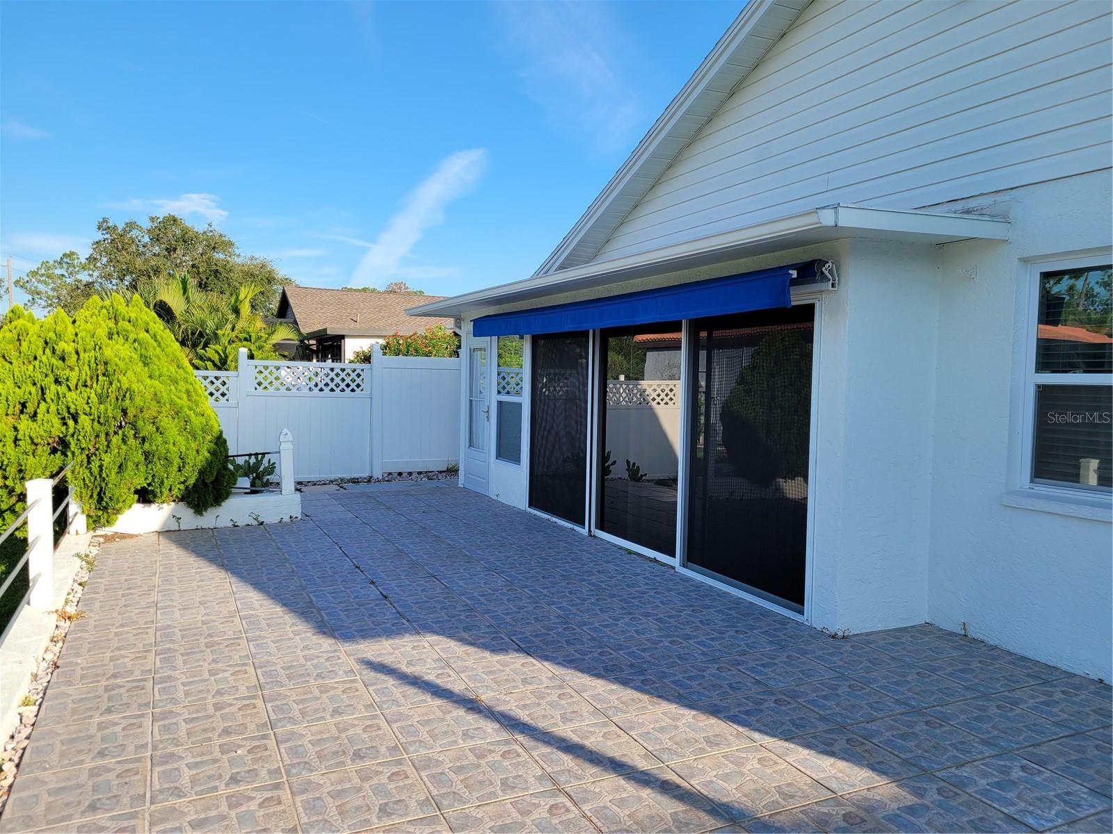 Image 28 of 43 For 14277 Palm Terrace