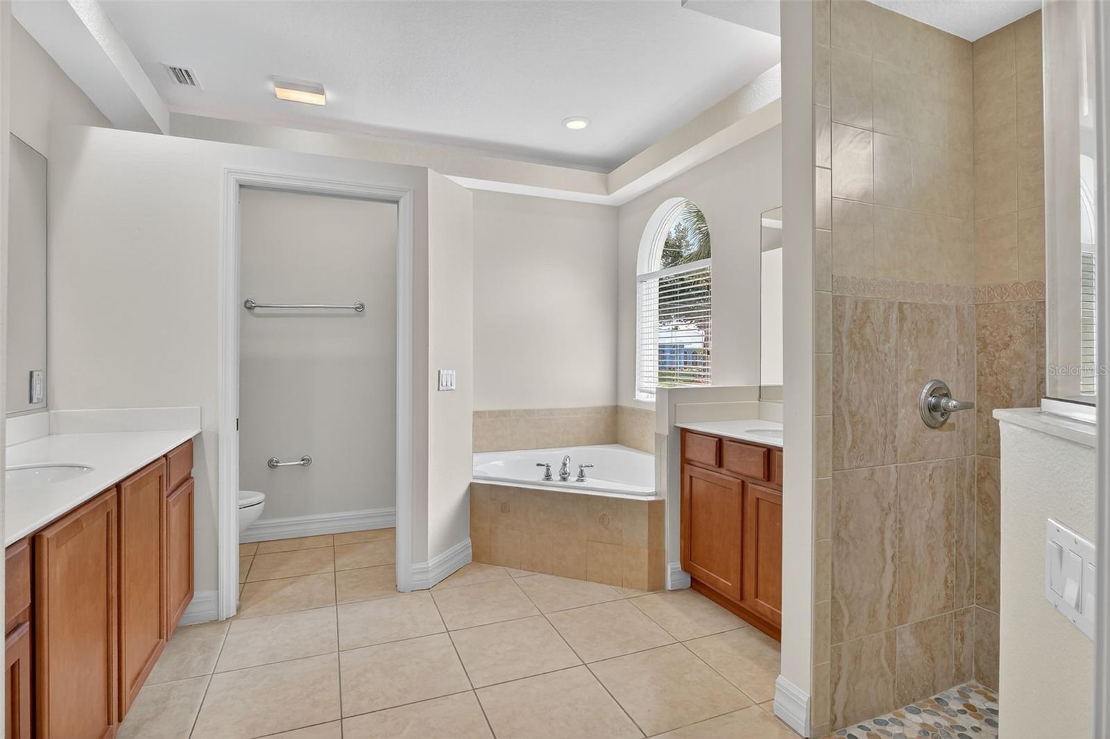 Image 24 of 49 For 694 Rotonda Circle