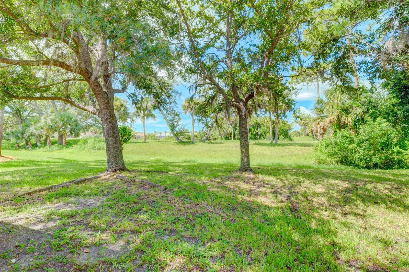 Image 3 of 49 For 694 Rotonda Circle