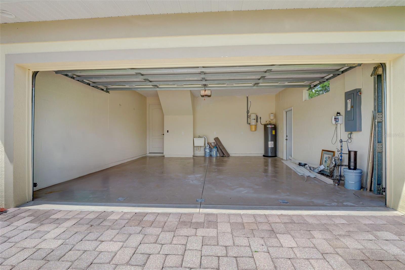Image 43 of 49 For 694 Rotonda Circle